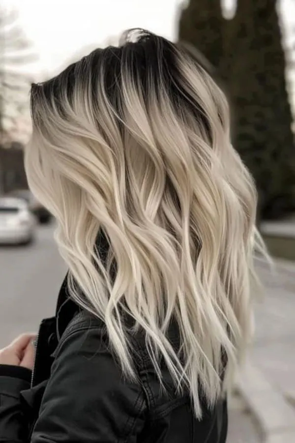 New blonde hair color for girls 4