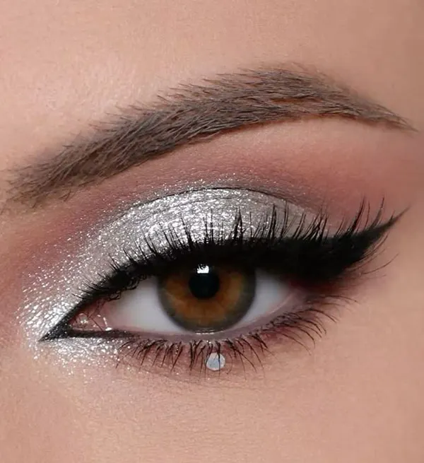 Shimmer eyeshadow for girls 13