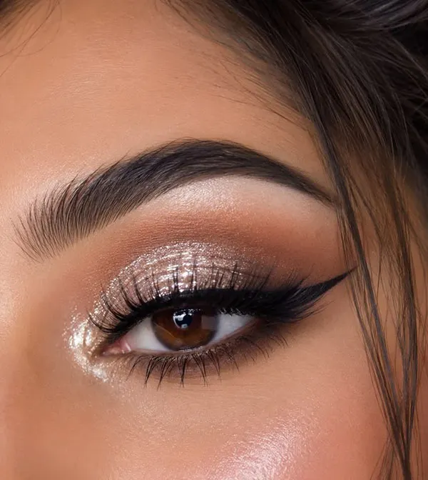 Shimmer eyeshadow for girls 30