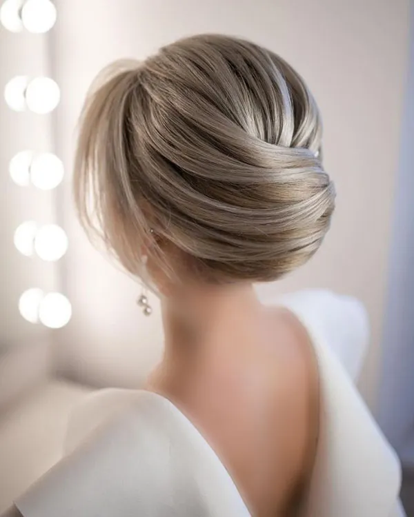 Simple updo for short hair 10