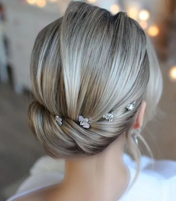 Simple updo for short hair 16