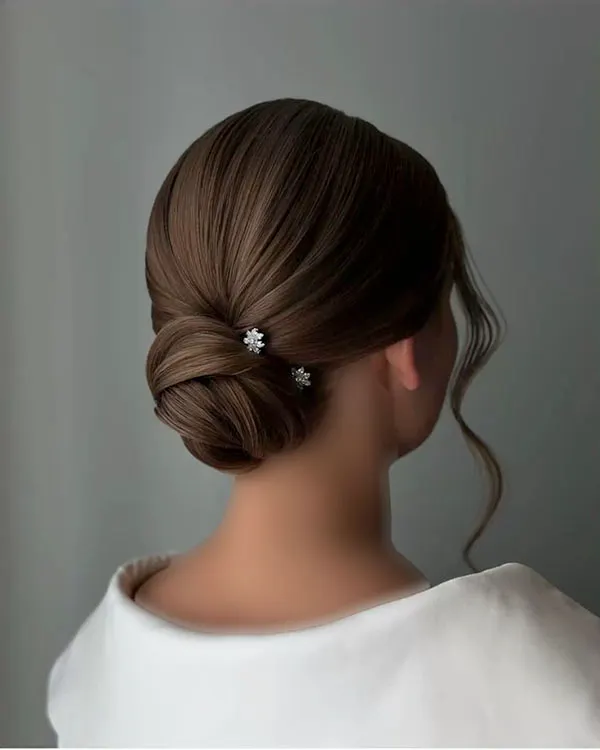 Simple updo for short hair 6