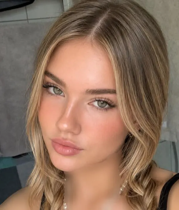 Soft girly makeup 17