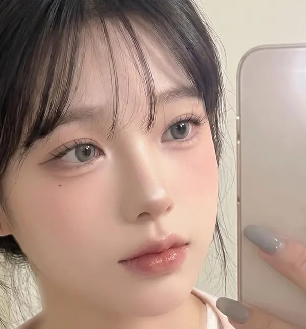 آرایش ملایم دخترانه برای مهمانی؛ 31 ایده نچرال و دوستداشتنی! 22 Soft girly makeup for a party 20