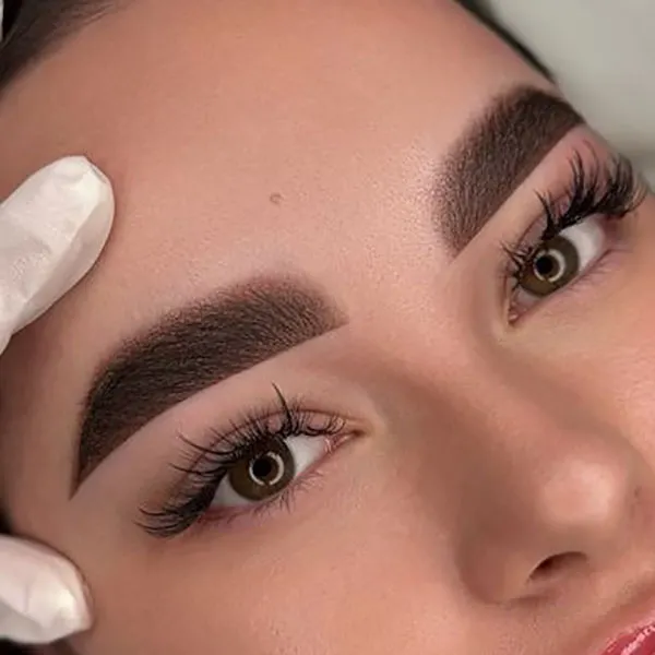 Types of trendy eyebrow models 20