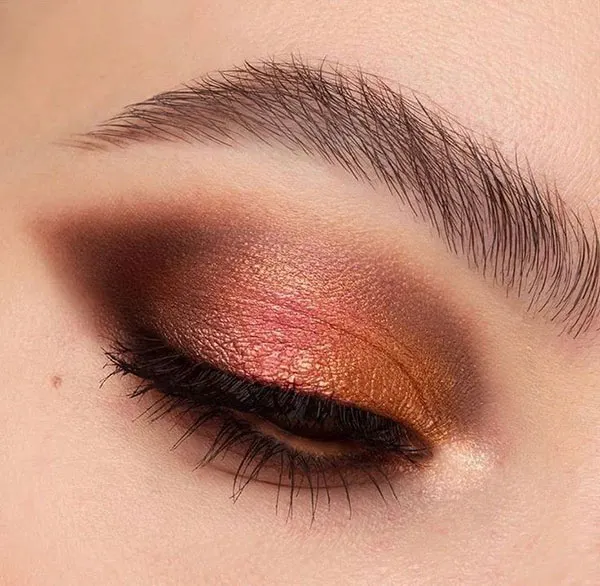 33 مدل سایه چشم پاییزی که فقط قهوهای نیست؛ این مدلها امسال جذابترند! 33 Autumn eyeshadow 30