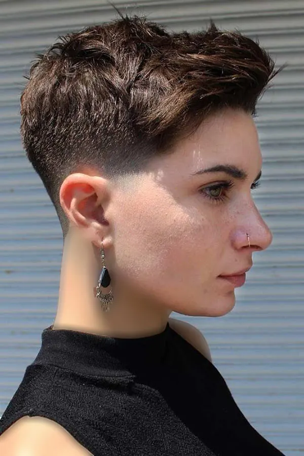 30 مدل مو پسرانه برای دختر؛ از تصمیم سخت تا نتیجهای که عاشقش میشوی! 8 Boyish hairstyles for girls 4
