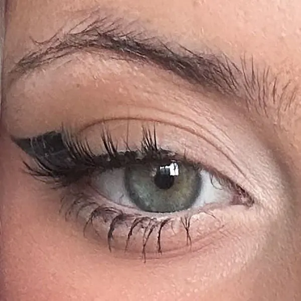 30 مدل خط چشم برای پلک افتاده؛ از خط باریک تا باتوینگ! 10 Eyeliner styles for hooded eyes 6