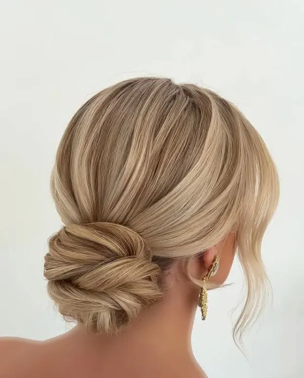 Formal low updo hairstyle 27