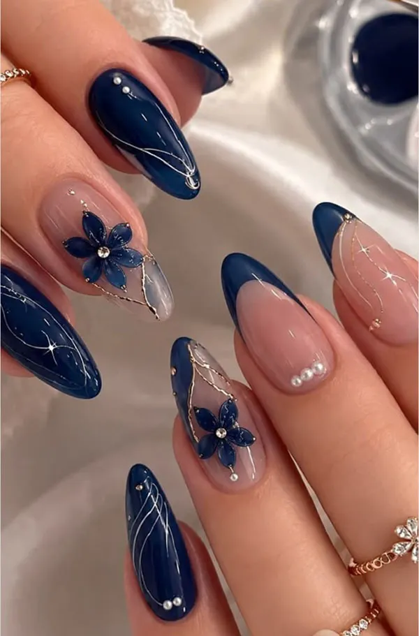 35 ایده تزیین ناخن با لاک که بدون طراحی حرفهای هم میتونی اجرا کنی! 26 Nail decoration with varnish 22