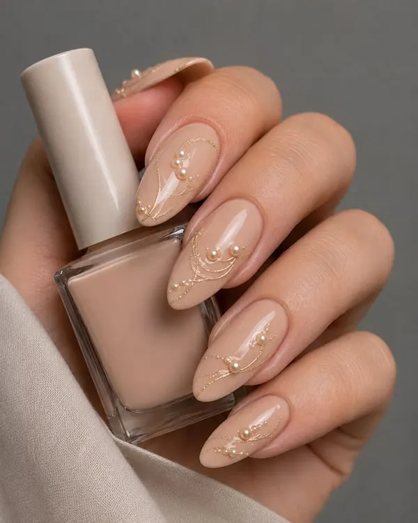 35 ایده تزیین ناخن با لاک که بدون طراحی حرفهای هم میتونی اجرا کنی! 4 Nail decoration with varnish 3