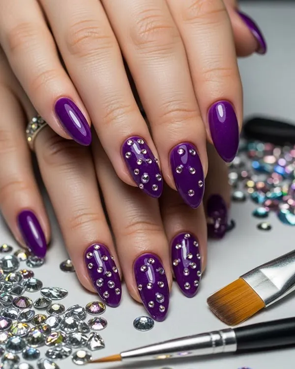 35 ایده تزیین ناخن با لاک که بدون طراحی حرفهای هم میتونی اجرا کنی! 11 Nail decoration with varnish 7