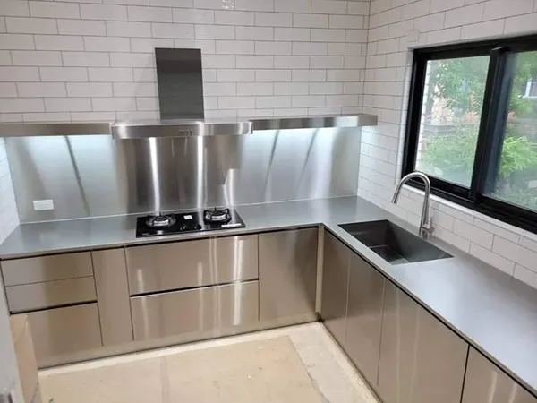 کابینت فلزی جدید هنوز جذابه؟ 30 مدل جدید که نظرتان را عوض میکند! 32 New metal cabinet 28