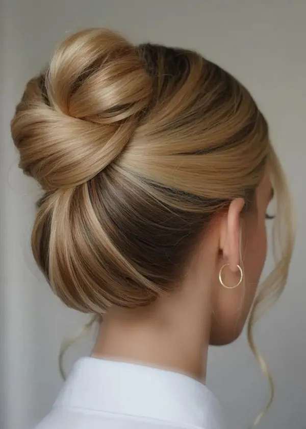 مدل شینیون ساده و شیک جدید 2026 | مدلهایی که همیشه زیبا میمانند! 24 New simple and chic updo style 18
