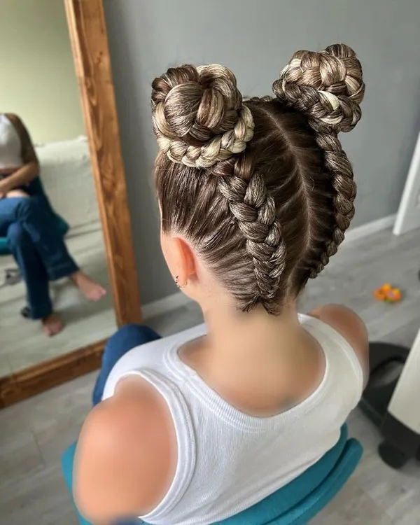 Photos of new hairstyles with braids for girls 2