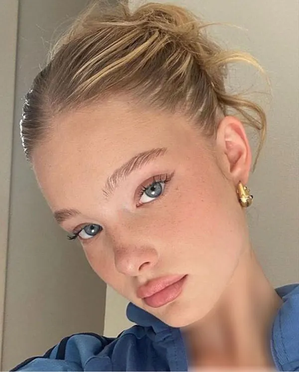 Simple makeup for a 12 year old girl 14