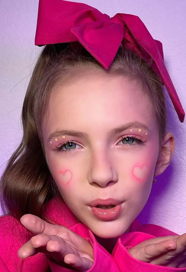 Simple makeup for a 12 year old girl 28