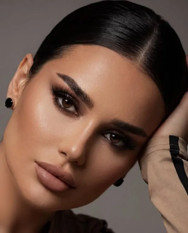 The latest face makeup 19