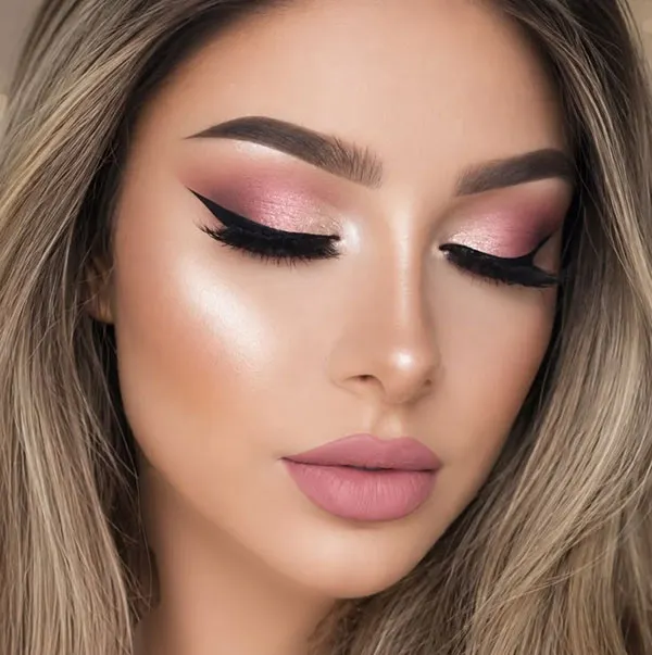 The latest face makeup 23