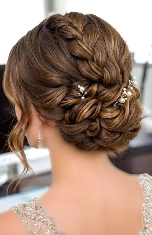 انواع مدل بافت مو برای عروسی رفتن؛ از بافتهای ظریف تا مدلهای خاص مجلسی 2026 33 Braided hairstyles for attending a wedding 26