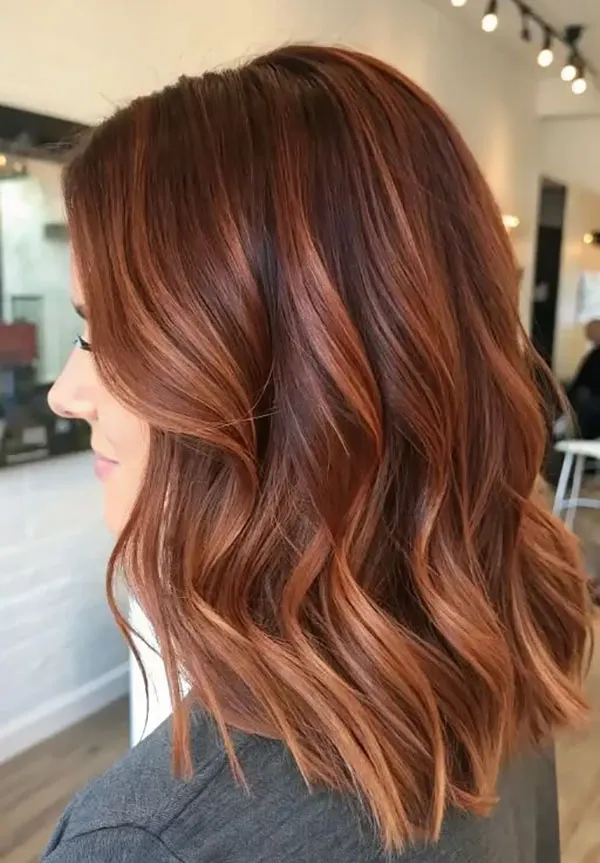 مدل رنگ مو مسی سوخته 2026 ؛ رنگ مویی گرم و متفاوت برای روزهای پاییزی! 33 Burnt copper hair color 28