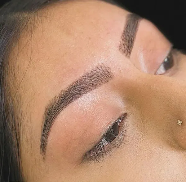 Eyebrow shaping style 26