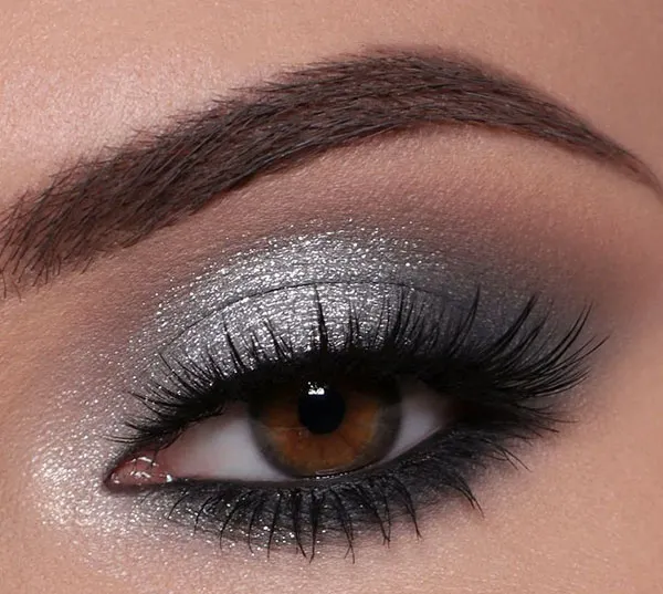 Grey eyeshadow 4