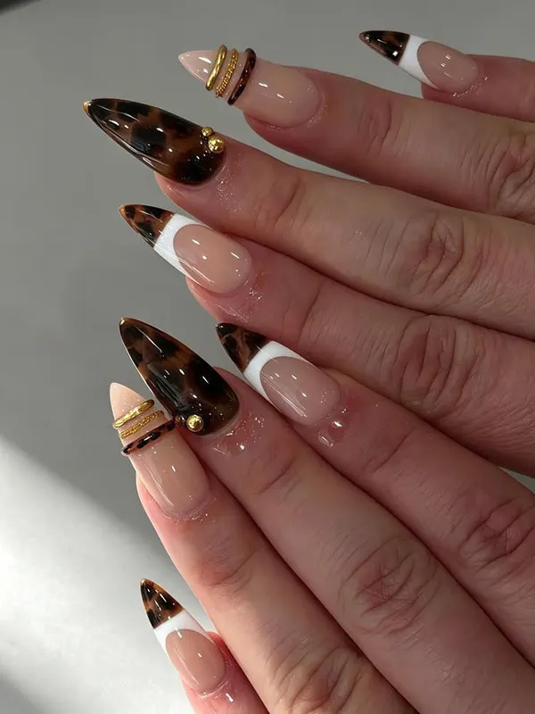 Tortoiseshell nail design 1