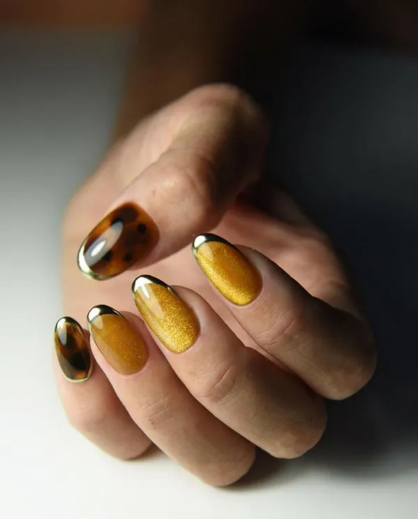 Tortoiseshell nail design 13