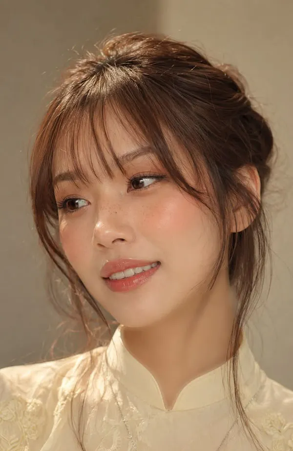 Wispy bangs hairstyle 18